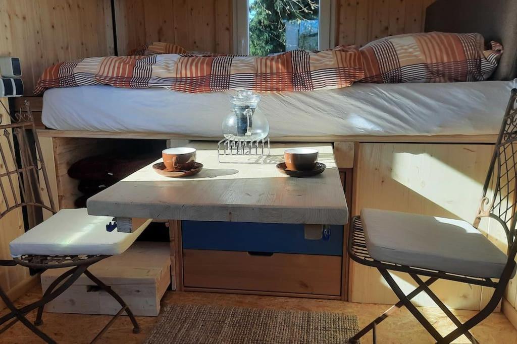 Zirkuswagen Glamping Fuer 2 Mit Veranda Kueche Netflix Parken Und Hofladen Steinhofel 외부 사진