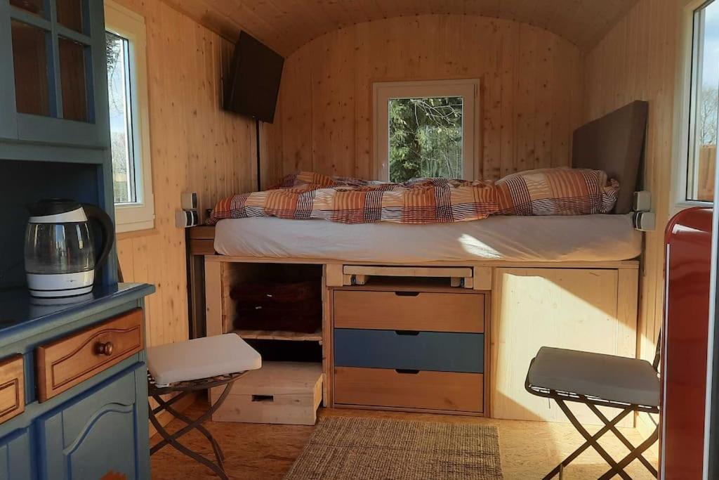 Zirkuswagen Glamping Fuer 2 Mit Veranda Kueche Netflix Parken Und Hofladen Steinhofel 외부 사진